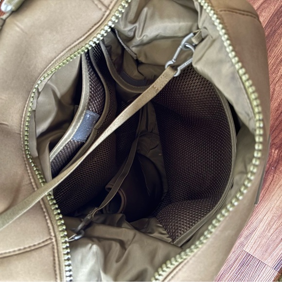 Dagne Dover Indi Medium Green Diaper Bag - Picture 6 of 6